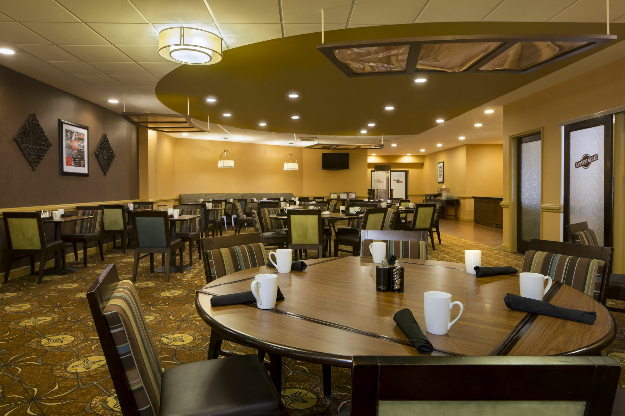 Doubletree By Hilton Hotel Raleigh - Brownstone - University Exterior foto
